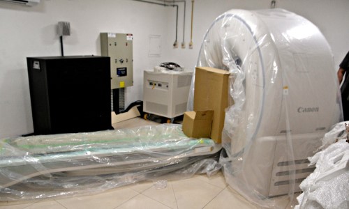 Hospital do Retiro, em Volta Redonda, recebe moderno equipamento de tomografia